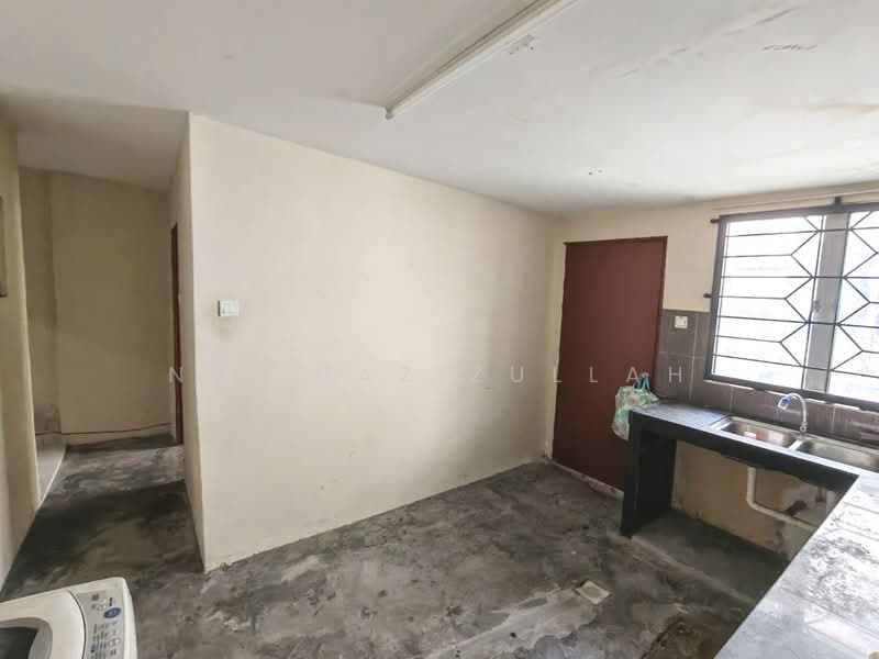 Rumah Teres 2 Tingkat untuk Dijual di Puncak Alam (Selangor) - Nik Hazizullah - PropertyGuru.com.my
