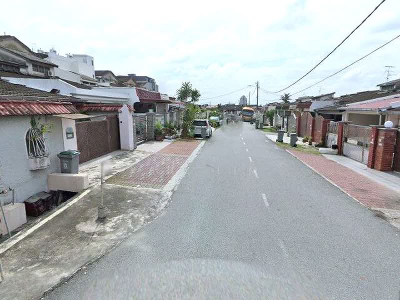 Rumah Teres 2-Tingkat untuk Dijual di Taman Pelangi (Johor Bahru) - Karl Lim - Exterior - PropertyGuru.com.my
