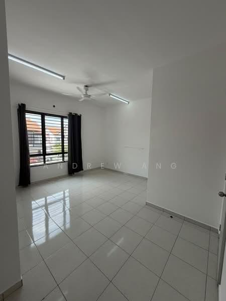 2-storey Terraced House for Rent in Setia Utama (Setia Alam) - Andrew Ang - Living Room - PropertyGuru.com.my