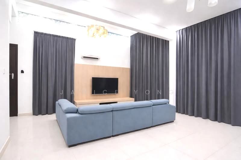 Semi-Detached House for Rent in Taman Seri Austin (Tebrau) - Janice Yong - Living Room - PropertyGuru.com.my