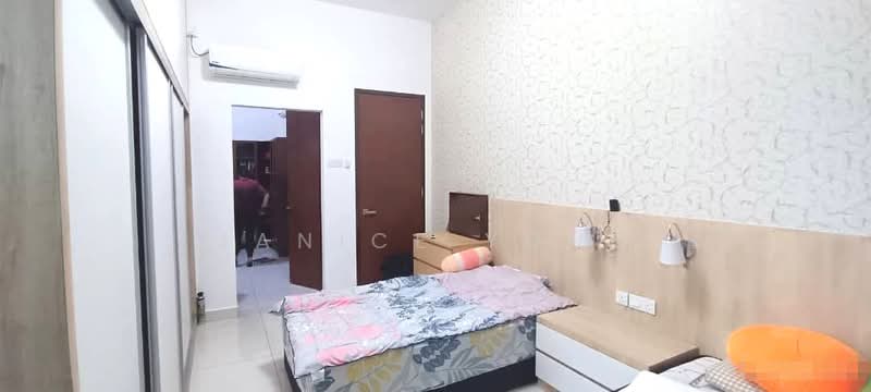 Semi-Detached House for Rent in Taman Seri Austin (Tebrau) - Janice Yong - Bedroom - PropertyGuru.com.my