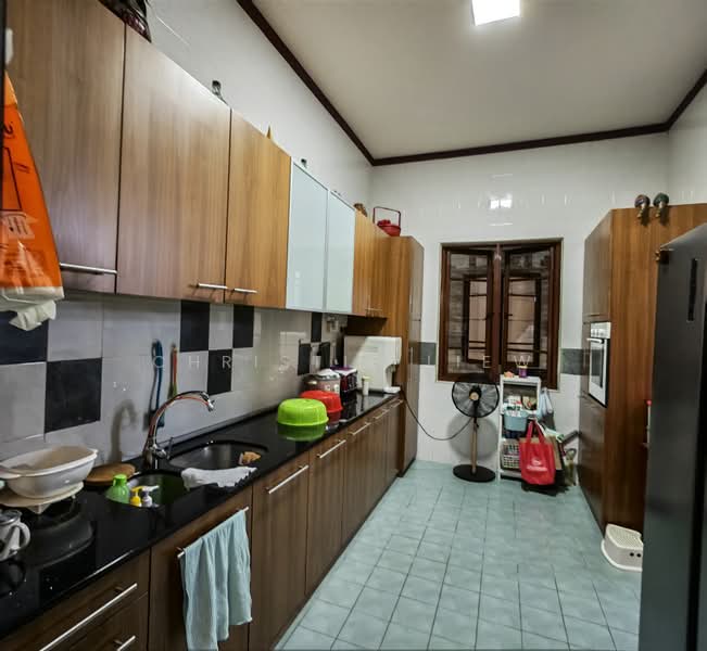 2-storey Terraced House for Sale in Seksyen U8 (Shah Alam) - Christie Liew - Kitchen - PropertyGuru.com.my