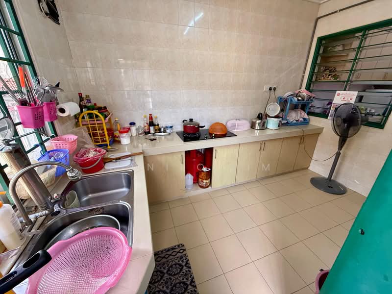 2-storey Terraced House for Sale in Alam Damai (Cheras) - Danilo Lim - Kitchen - PropertyGuru.com.my
