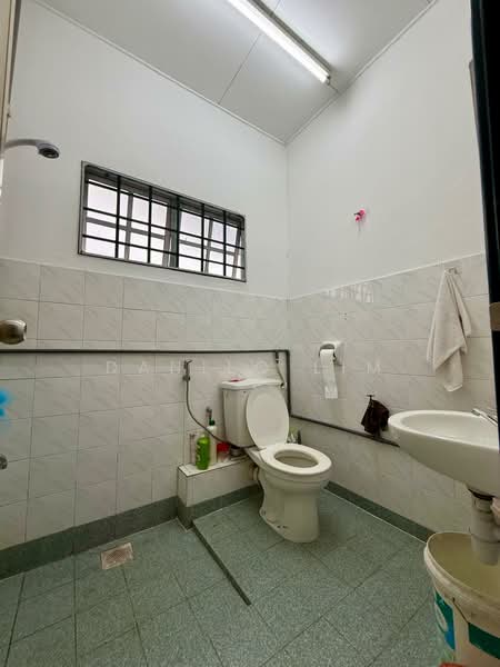 2-storey Terraced House for Sale in Alam Damai (Cheras) - Danilo Lim - Bathroom - PropertyGuru.com.my