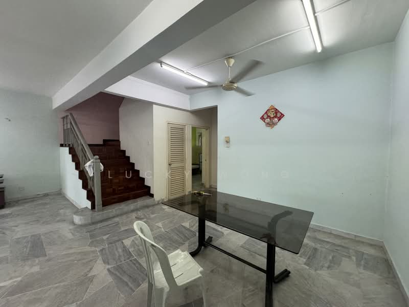 2-storey Terraced House for Rent in Usj 17 (Subang Jaya) - Lucky Wong - Interior - PropertyGuru.com.my