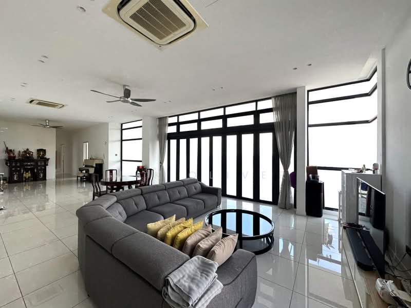 Condominium for Sale at Waltz Residences - Mak Oliver - Living Room - PropertyGuru.com.my