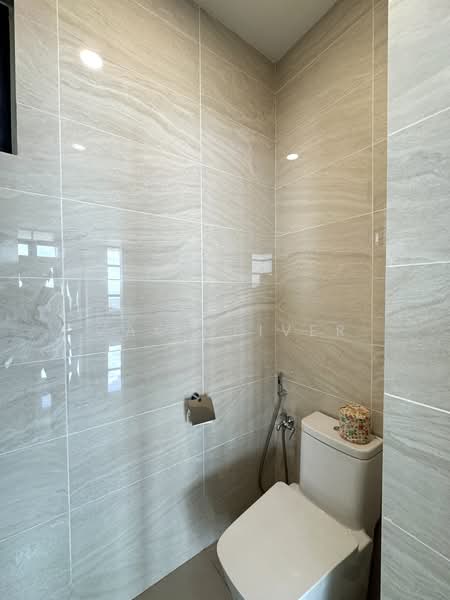 Condominium for Sale at Waltz Residences - Mak Oliver - Bathroom - PropertyGuru.com.my