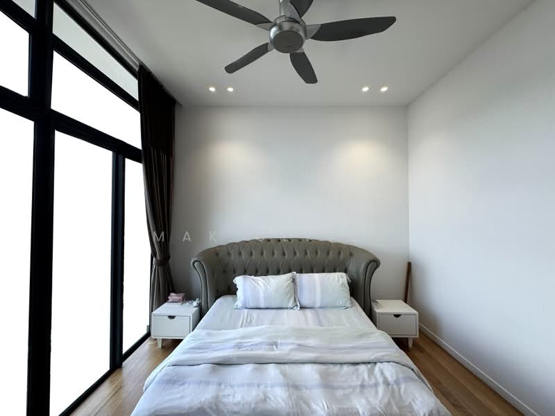 Condominium for Sale at Waltz Residences - Mak Oliver - Bedroom - PropertyGuru.com.my