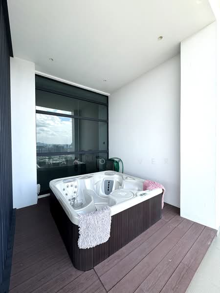 Condominium for Sale at Waltz Residences - Mak Oliver - Balcony - PropertyGuru.com.my