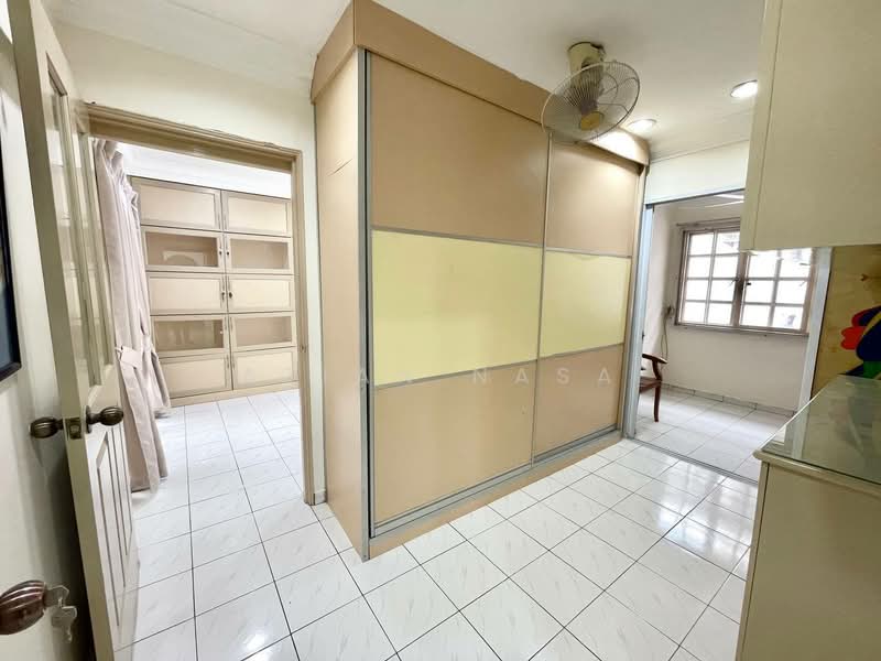 Semi-Detached House for Sale in Seksyen 9 (Shah Alam) - Azian Nasa - PropertyGuru.com.my