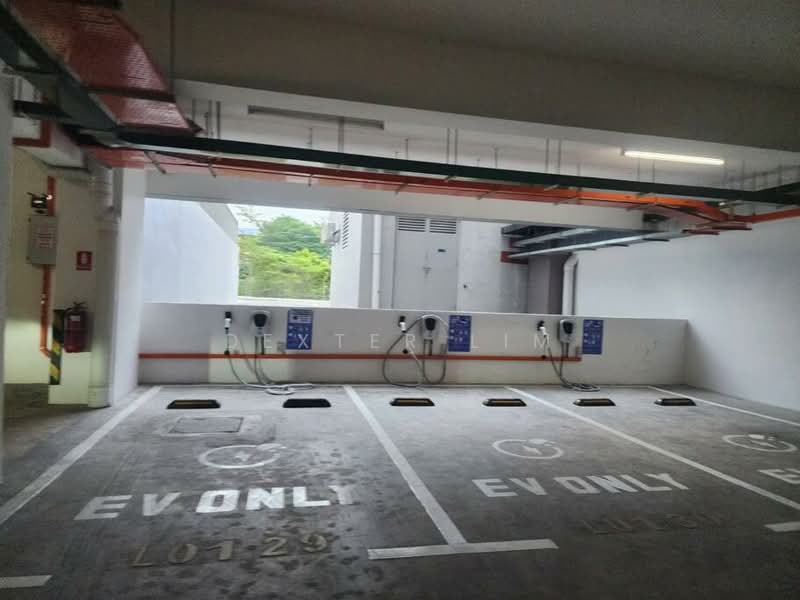 Service Residence for Sale at Veranda Residence - Dexter Lim - Car Park - PropertyGuru.com.my