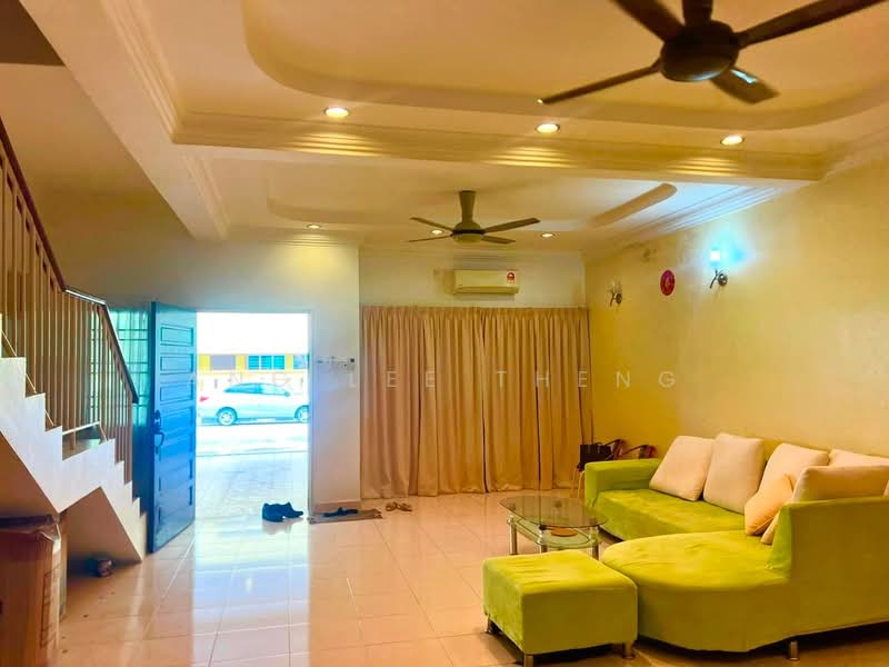 Rumah Teres 2-Tingkat untuk Dijual di Balik Pulau (Penang) - Ang Lee Theng - Living Room - PropertyGuru.com.my