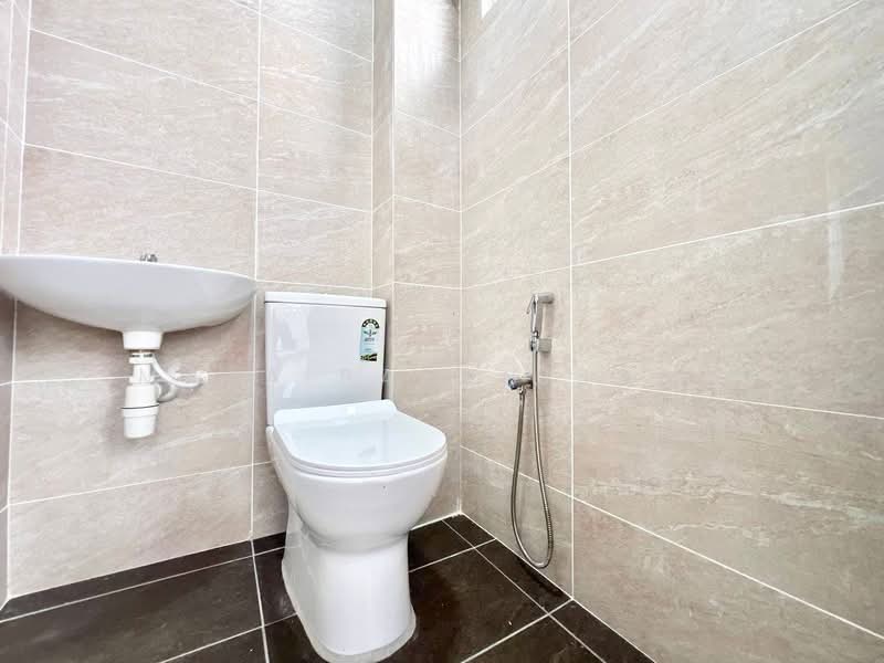 Semi-Detached House for Sale in Seksyen U15 (Shah Alam) - Mala Palanisamy - PropertyGuru.com.my