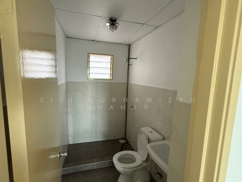 Kondominium untuk Dijual di Sierra Residency - Siti Norhamizah Shahar - Bathroom - PropertyGuru.com.my