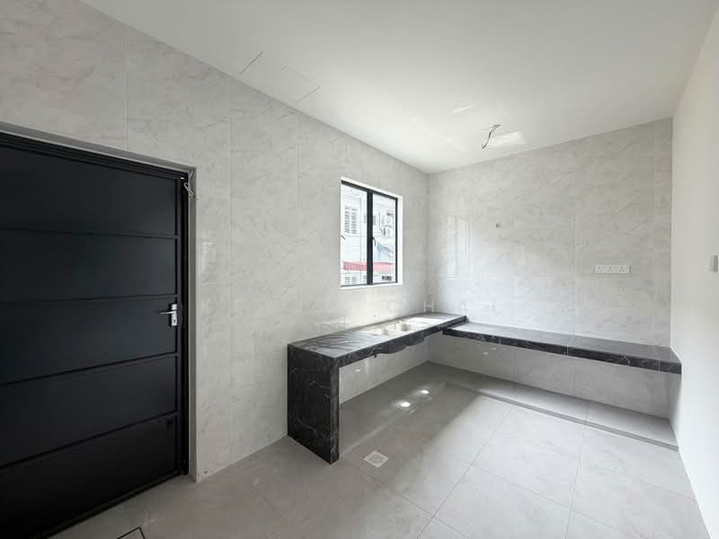 2-storey Terraced House for Sale in Kampar (Perak) - Kevin Chai - Kitchen - PropertyGuru.com.my