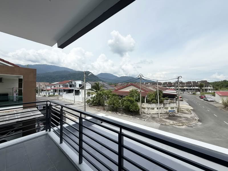 2-storey Terraced House for Sale in Kampar (Perak) - Kevin Chai - Balcony - PropertyGuru.com.my