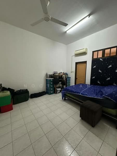 Rumah Teres 2 Tingkat untuk Dijual di Taman Pelangi Indah (Ulu Tiram) - Noctis Tan - Bedroom - PropertyGuru.com.my