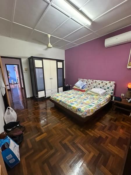 Rumah Teres 2 Tingkat untuk Dijual di Taman Pelangi Indah (Ulu Tiram) - Noctis Tan - Bedroom - PropertyGuru.com.my