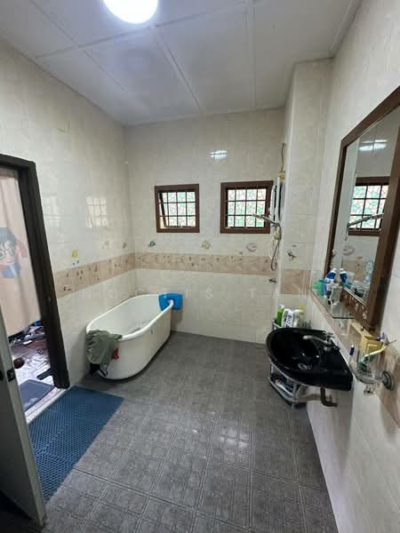 Rumah Teres 2 Tingkat untuk Dijual di Taman Pelangi Indah (Ulu Tiram) - Noctis Tan - Bathroom - PropertyGuru.com.my