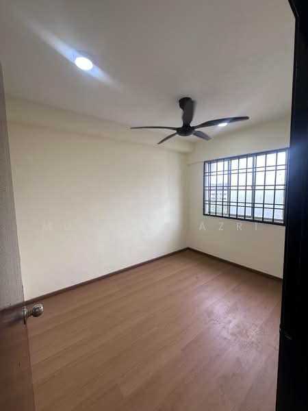 Flat for Sale at Flat Taman Rinting - MUHAMAD AZRI - PropertyGuru.com.my
