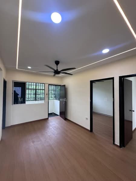 Flat for Sale at Flat Taman Rinting - MUHAMAD AZRI - PropertyGuru.com.my