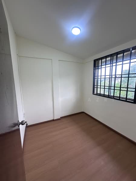 Flat for Sale at Flat Taman Rinting - MUHAMAD AZRI - PropertyGuru.com.my