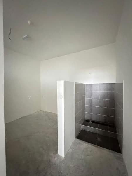Kilang Terpisah untuk Disewa di Eco Business Park 1 (Johor Bahru) - Victor Tai - Bathroom - PropertyGuru.com.my