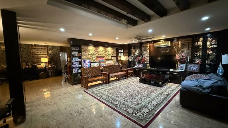 2-storey Terraced House for Sale in Usj 11 (Subang Jaya) - Jason Ooi - Living Room - PropertyGuru.com.my