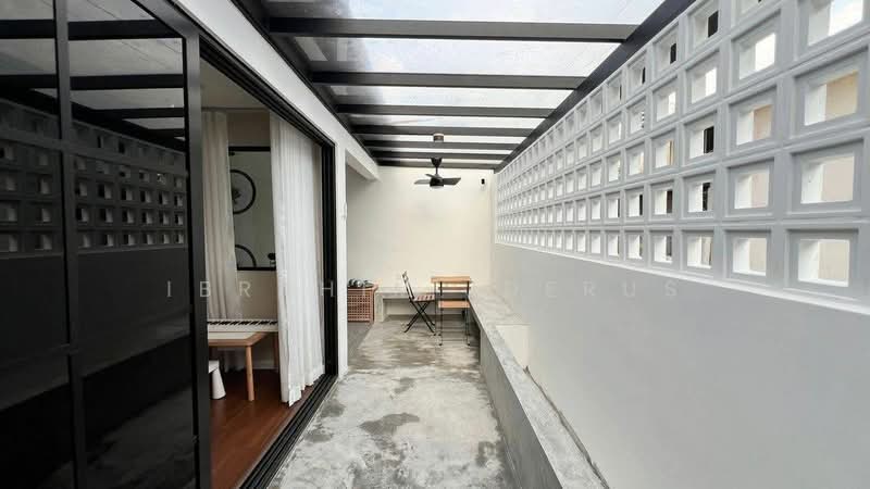 2-storey Terraced House for Sale in Melawati (Selangor) - Ibrahim Iderus - Balcony - PropertyGuru.com.my