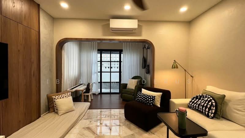 2-storey Terraced House for Sale in Melawati (Selangor) - Ibrahim Iderus - Living Room - PropertyGuru.com.my