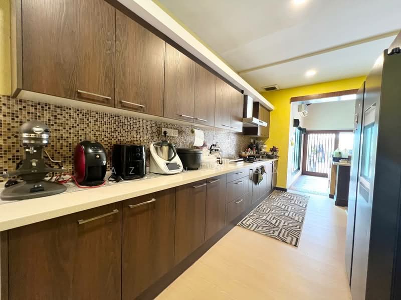 Bungalow House for Sale in Bukit Rahman Putra (Sungai Buloh) - Azian Nasa - PropertyGuru.com.my