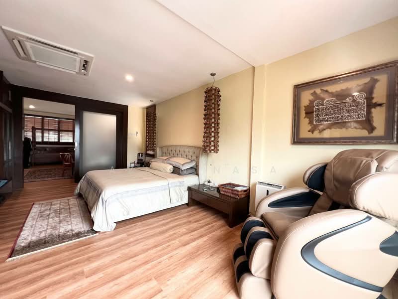 Bungalow House for Sale in Bukit Rahman Putra (Sungai Buloh) - Azian Nasa - PropertyGuru.com.my