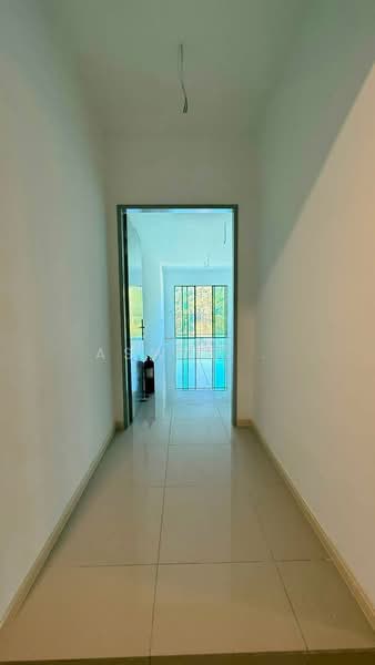 Kondominium untuk Dijual di D' Starlingtton - Aswad . - Entrance - PropertyGuru.com.my