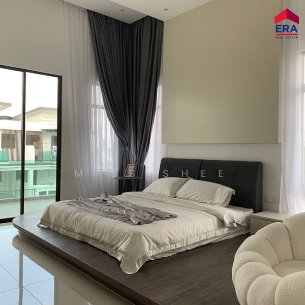 2-storey Terraced House for Sale in Taman Bestari Indah (Ulu Tiram) - Miss Shee - Bedroom - PropertyGuru.com.my