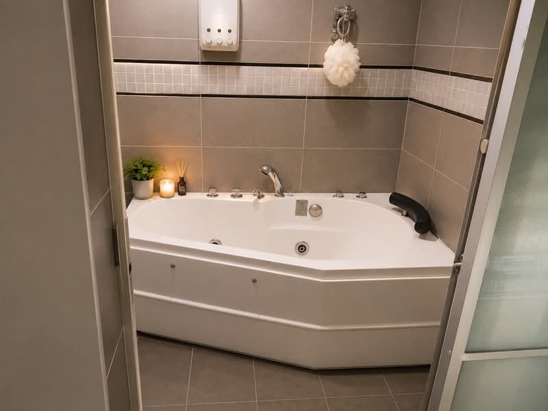 Semi-Detached House for Sale in Taman Sungai Besi Indah (Seri Kembangan) - Justin Lim - Bathroom - PropertyGuru.com.my