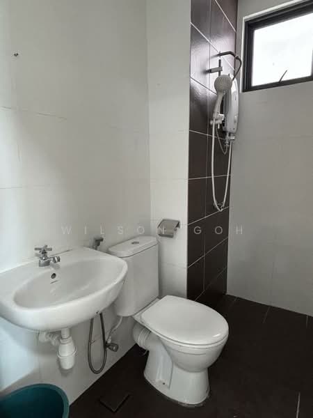 Condominium for Sale at Skyview Residence - Wilson Goh - Bathroom - PropertyGuru.com.my