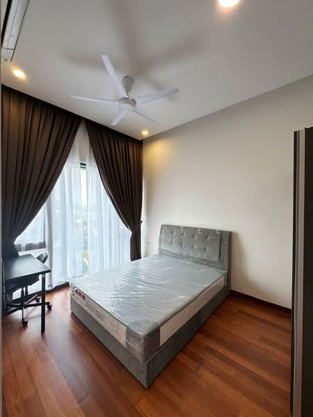 Servis Apartment untuk Dijual di Berkeley Uptown - John Tee - Bedroom - PropertyGuru.com.my