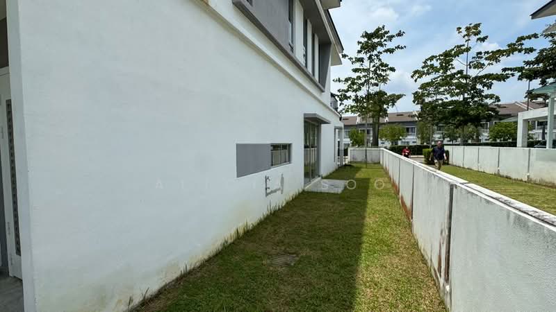 Rumah Teres 2 Tingkat untuk Dijual di Tropicana Heights (Kajang) - Alicia Soo - Exterior - PropertyGuru.com.my