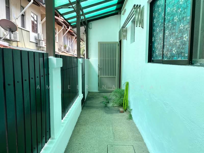 2-storey Terraced House for Sale in Bukit Jelutong (Shah Alam) - Ammeer Nadzrai - Exterior - PropertyGuru.com.my