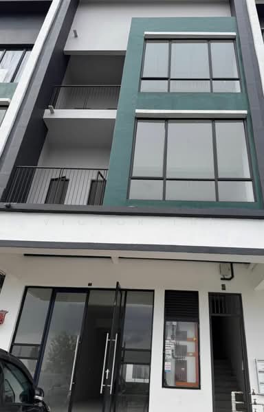 Shop for Rent in Austin Crest (Johor Bahru) - Victor Tai - Exterior - PropertyGuru.com.my