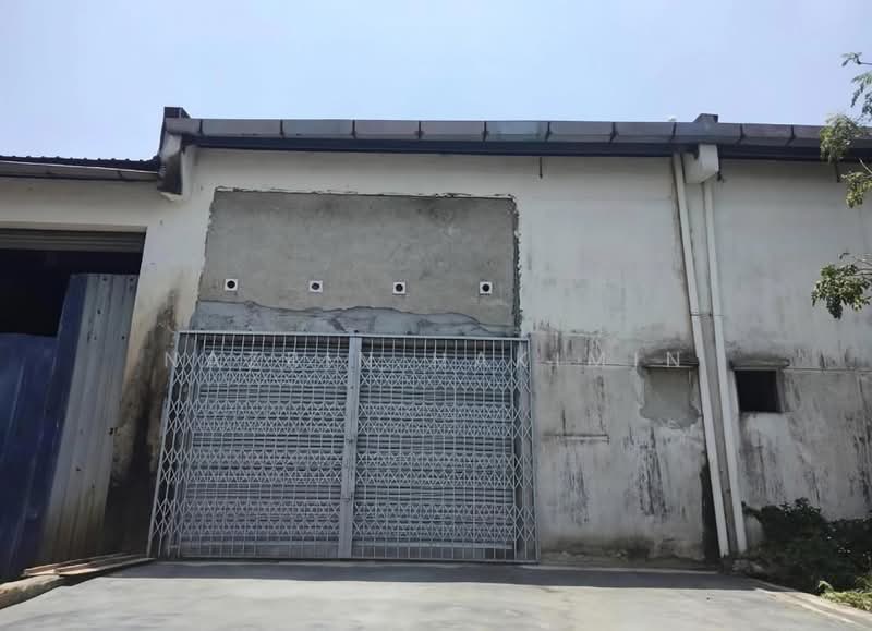 Terrace Factory for Sale in Taman Rasa Utama (Batang Kali) - Nazrin Hakimin - Exterior - PropertyGuru.com.my