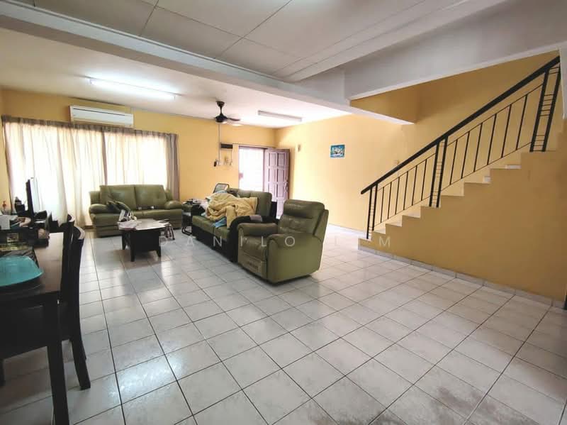 2-storey Terraced House for Sale in Bandar Damai Perdana (Cheras) - Danilo Lim - Living Room - PropertyGuru.com.my