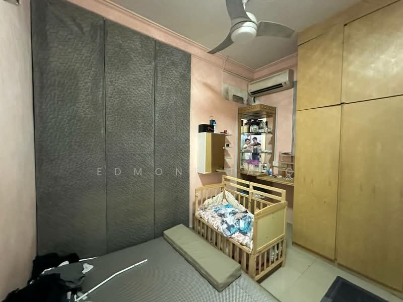 2-storey Terraced House for Sale in Taman Skudai Baru (Skudai) - Edmond Tang - Bedroom - PropertyGuru.com.my