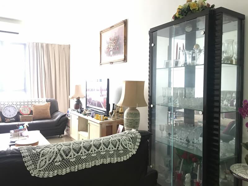 Kondominium untuk Disewa di Oasis 1 - Nyco Lim - Living Room - PropertyGuru.com.my