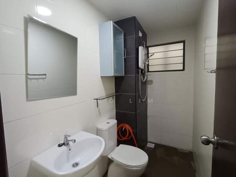 Condominium for Rent at Oasis 1 - Nyco Lim - Bathroom - PropertyGuru.com.my