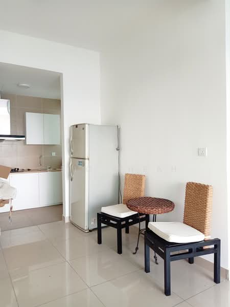 Kondominium untuk Disewa di Skyvilla @ D'Island - Eric Cheah - Kitchen - PropertyGuru.com.my