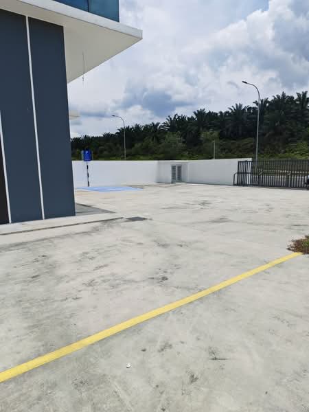 Kilang untuk Disewa di Taman Desa Cemerlang (Ulu Tiram) - Tommy Phua - Exterior - PropertyGuru.com.my