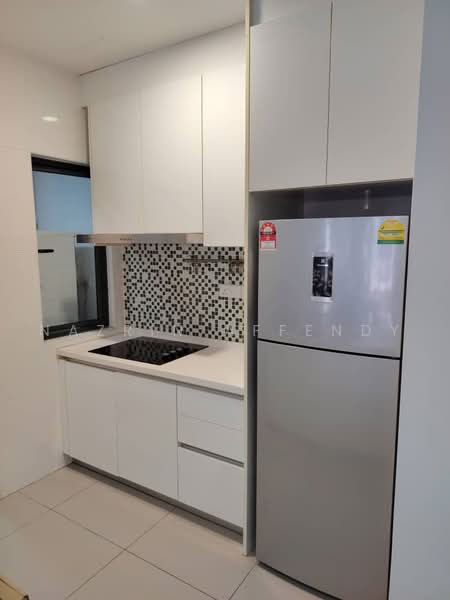 Servis Apartment untuk Disewa di Paramount Utropolis - Nazrin Affendy - Kitchen - PropertyGuru.com.my