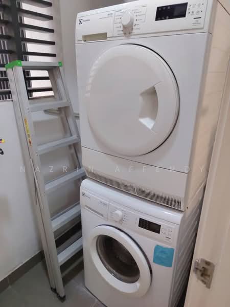 Servis Apartment untuk Disewa di Paramount Utropolis - Nazrin Affendy - PropertyGuru.com.my