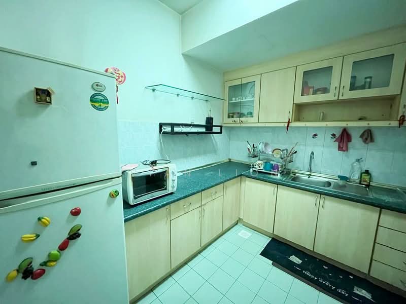 Condominium for Sale at Casa Villa Condominium - Vivian Liong - Kitchen - PropertyGuru.com.my